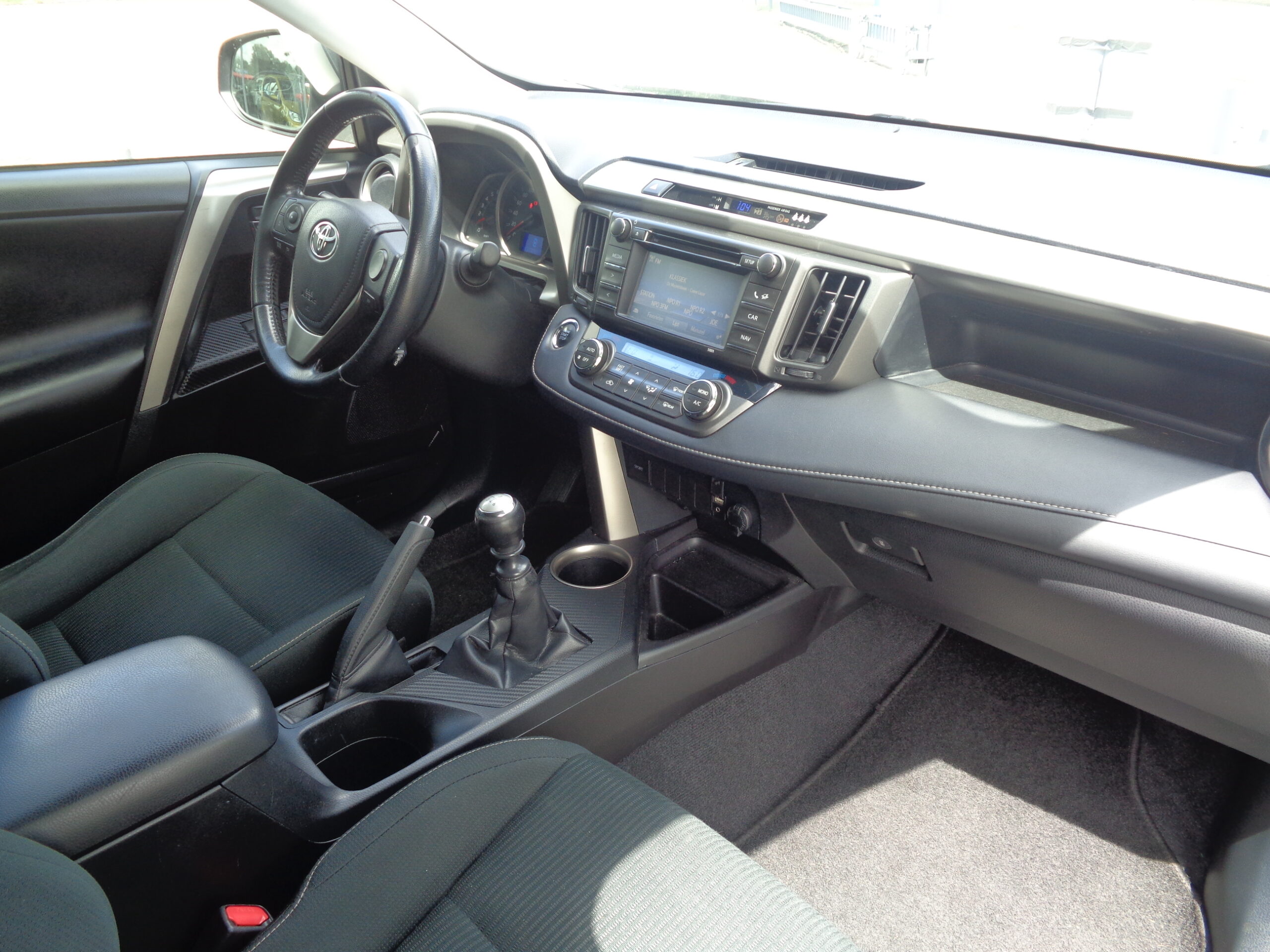 Toyota RAV4 2.0 Style 4WD Grijs kenteken - Afbeelding 4