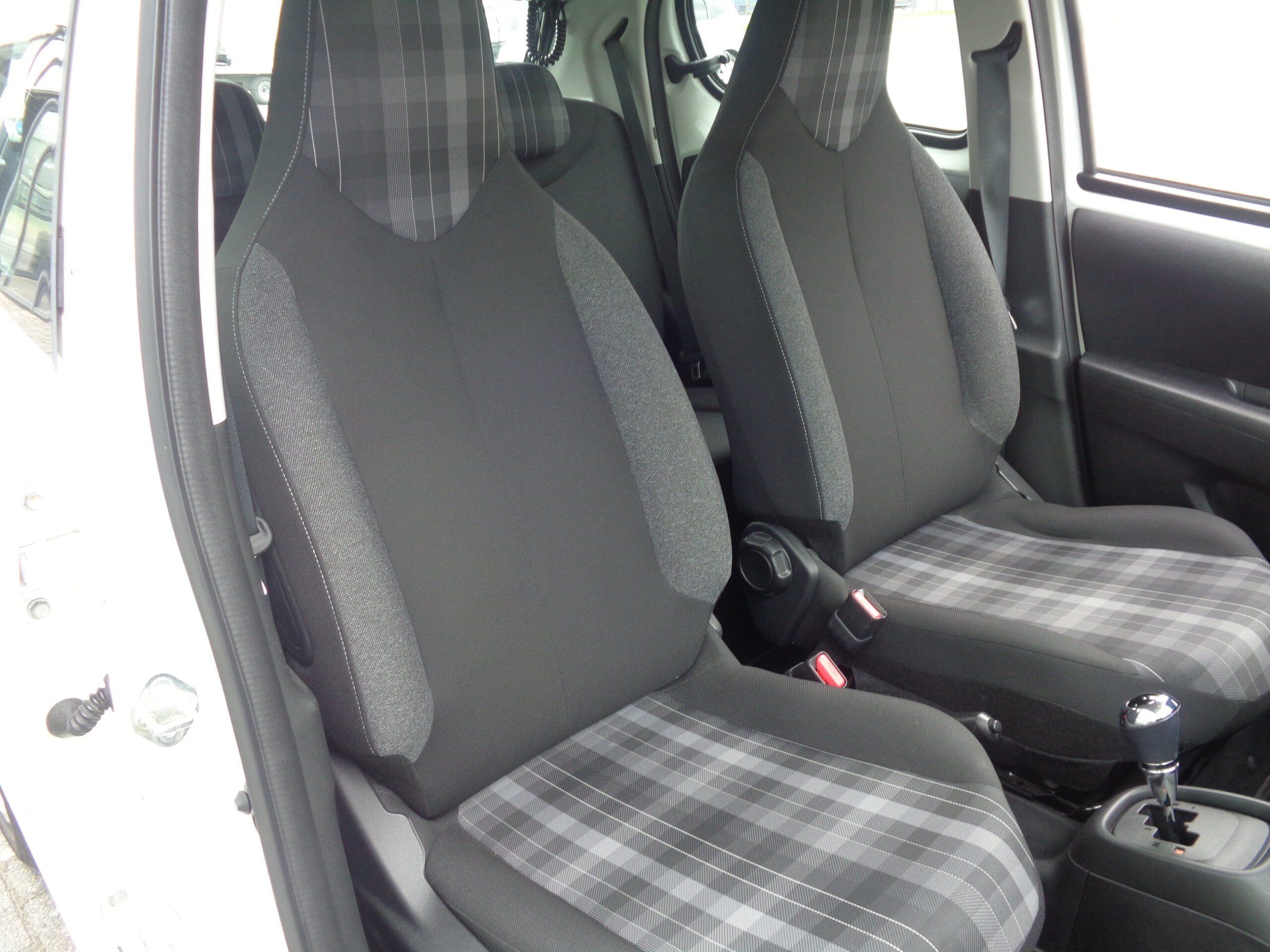 Peugeot 108 1.0 E-vti AUTOMAAT - Afbeelding 6